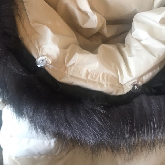 Down Coat White Puffer - Picture 8 of 10